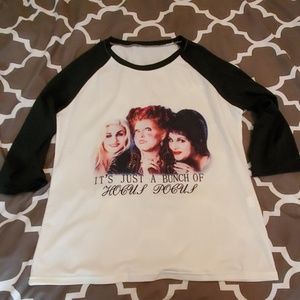 Hocus Pocus baseball tee size medium
